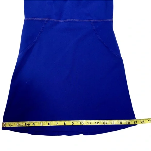 Lululemon Top w/Built in Adjustable Bra and Support - Picture 10 of 10